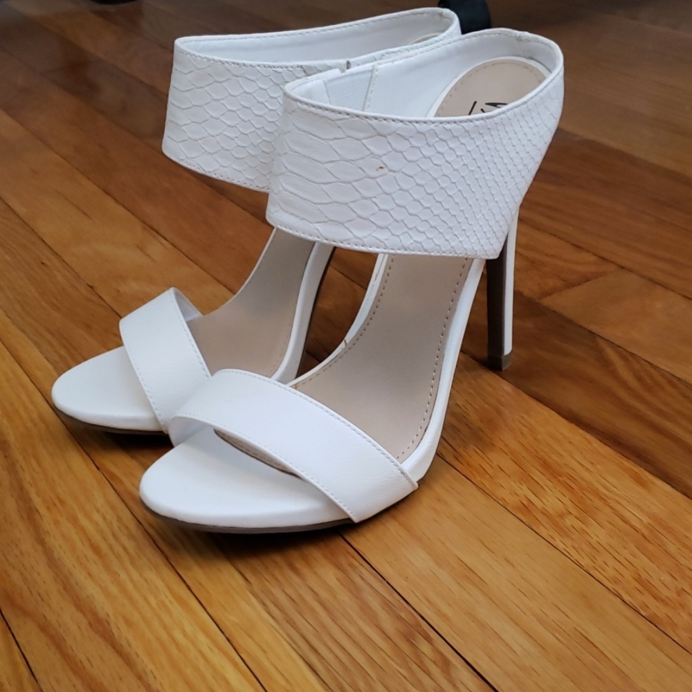 Mossimo high heel mules
